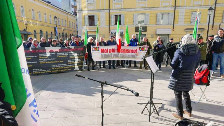 Ob shodu tudi peticija »Mussolini ni moj someščan«