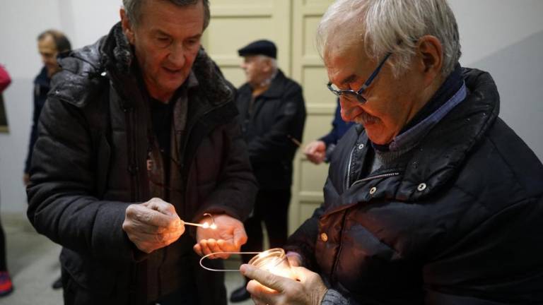 Betlehemska luč spet povezala sosede