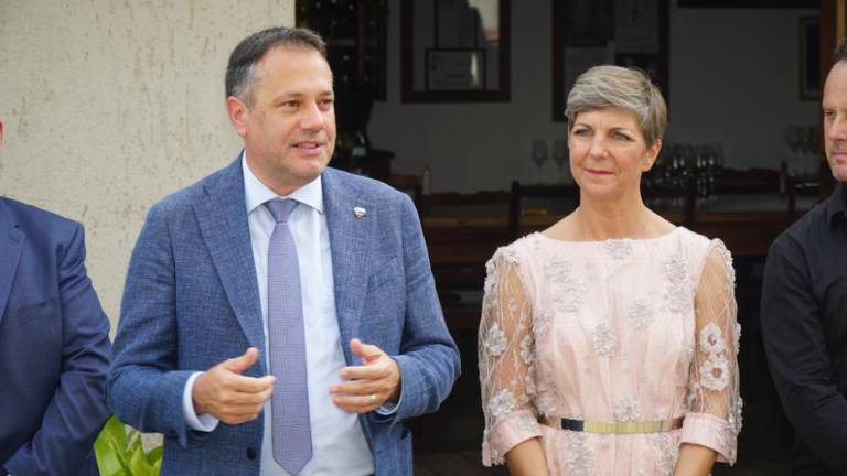 Na domačiji Edija Kebra odprli slovensko kulturno ambasado