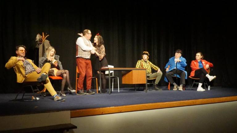 Ko sosedje ne najdejo skupnega jezika ...