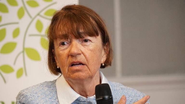 Revni ne morejo, bogati nočejo