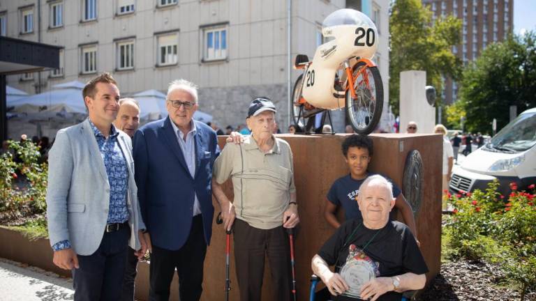 Motociklisti so se spomnili časov, ko so rušili mejo