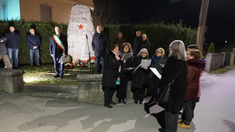 Sovodenjski spomenik po šestdesetih letih dobil rdečo zvedo