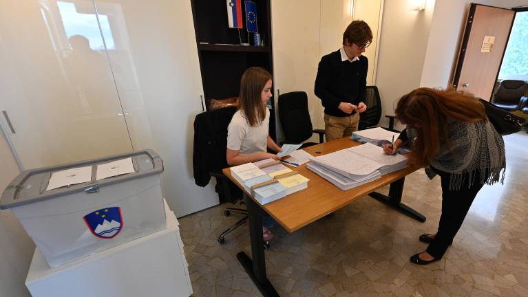 Referendumi: glasovnice po pošti niso spremenile izida