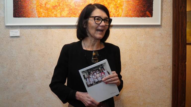 Z razstavo bodo pomagali bolnim in ostarelim