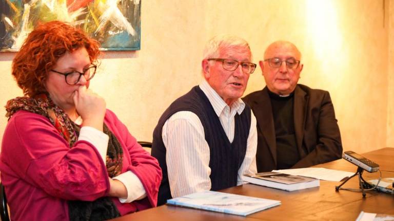 Ob jubilejnem letu koledar, slikanica in življenjepis