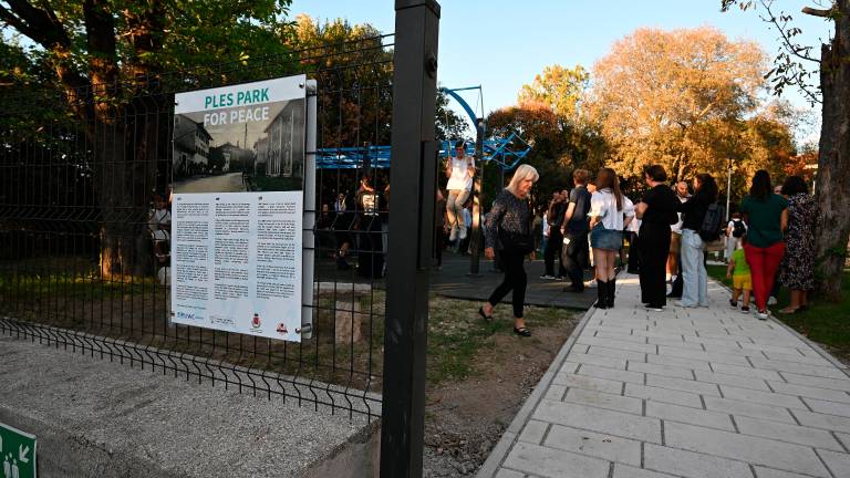 Devin bogatejši za park miru