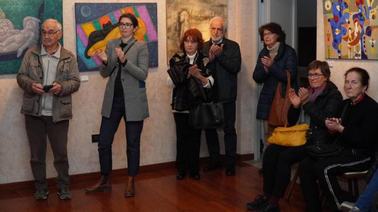 Z razstavo bodo pomagali bolnim in ostarelim