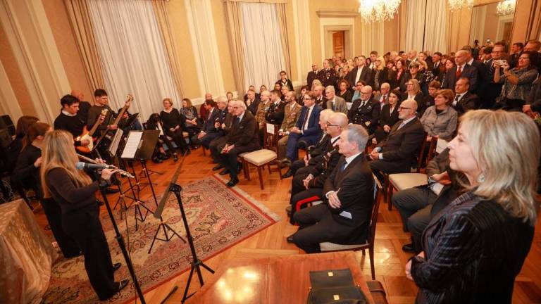 V Gorici vročili odlikovanja za zasluge republike