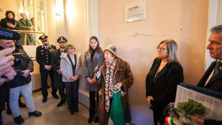 Plošča v spomin na Normo Cossetto »vsiljeno dejanje«