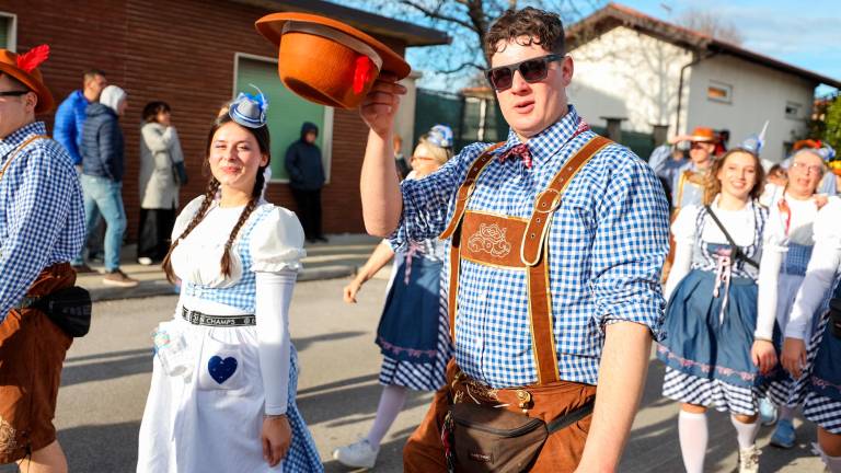 V Sovodnjah slavili brvinci in futuristične zveri