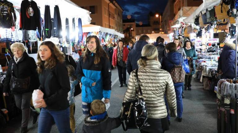 Andrejev sejem se vrača v tradicionalni preobleki