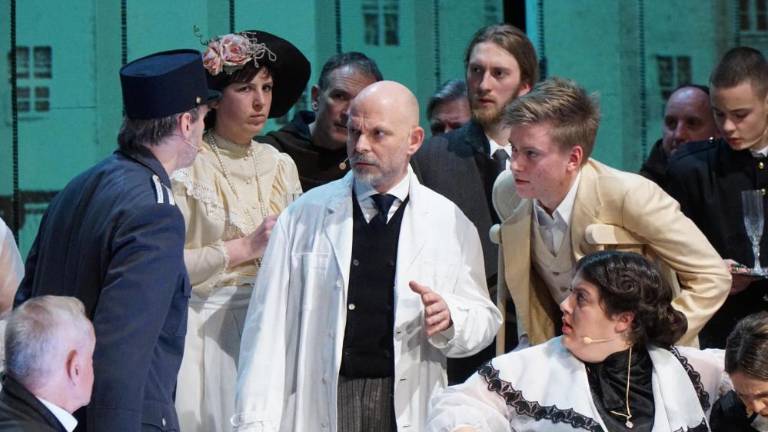 Publiko popeljali na glasbeno in čustveno potovanje Od Nice do Gorice