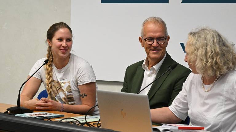 Med šolarje se vrača Galebov šolski dnevnik