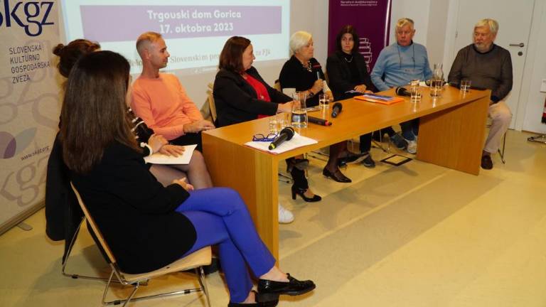 Mali projekti z ambicioznimi cilji