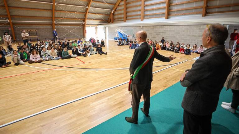 Doberdobski šolarji prvič v prenovljeni telovadnici