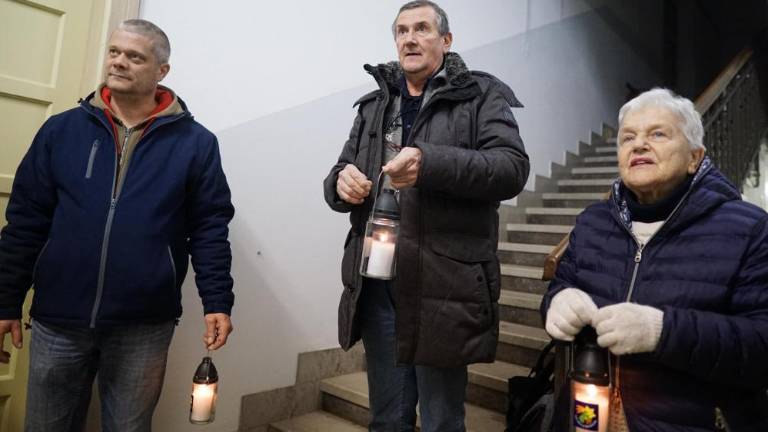 Betlehemska luč spet povezala sosede