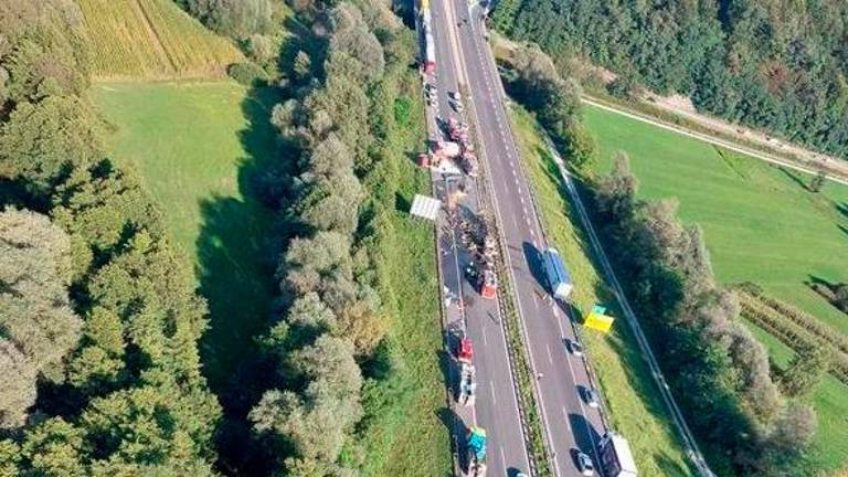 V sinočnji nesreči na ljubljanski obvoznici umrli Slovenka in italijanska državljana