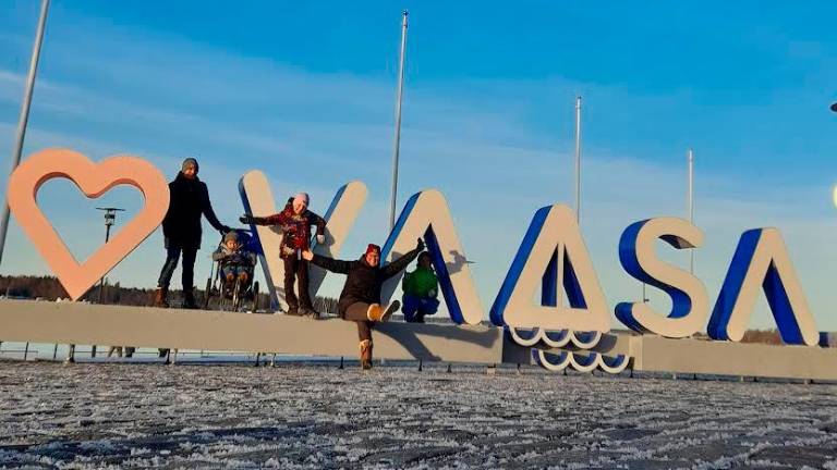 Iz Saleža na Finsko, da bi nudil otrokom možnost za lepše življenje