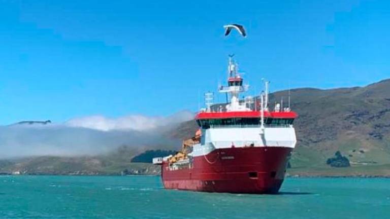 Raziskovalna ladja Laura Bassi se je vrnila na Antarktiko