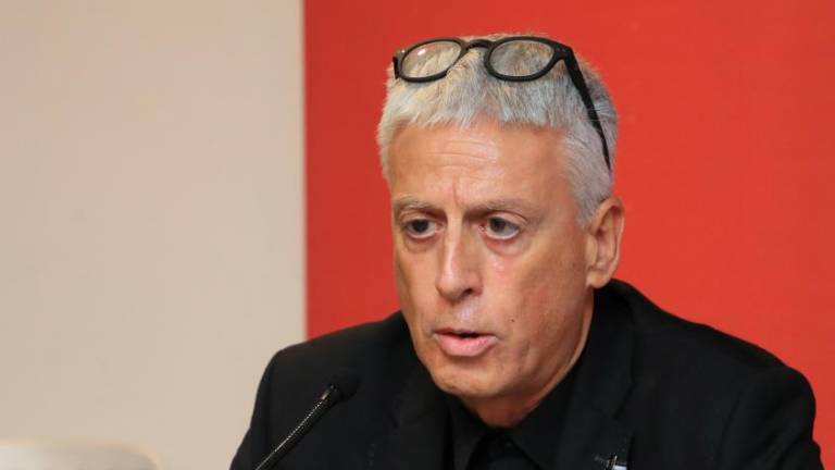 O joti, razglednicah, neusahljivosti