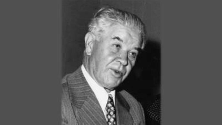Anton Ukmar- Miro se obrača v grobu