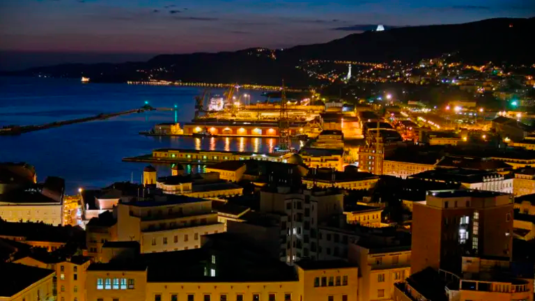 Noč je bila ponekod skoraj poletna