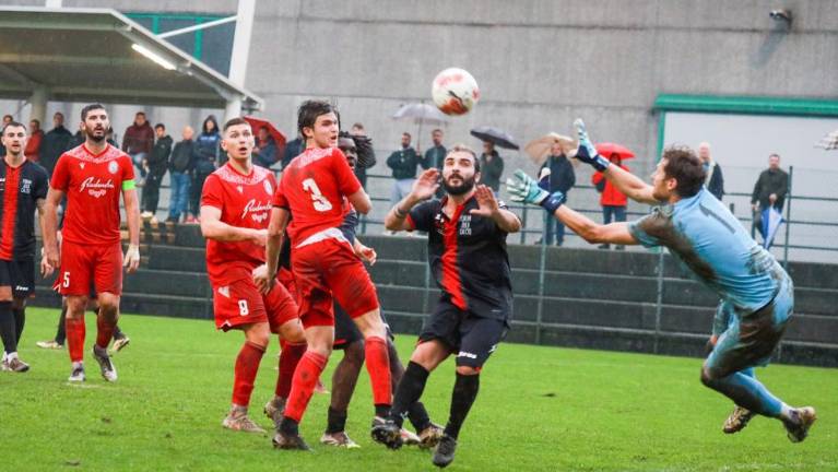 Pol ducata golov v mreži Juventine, Sovodnje zadihalo