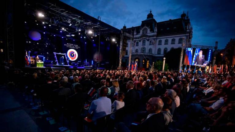 Slovenija praznuje dan državnosti in 28. obletnico osamosvojitve