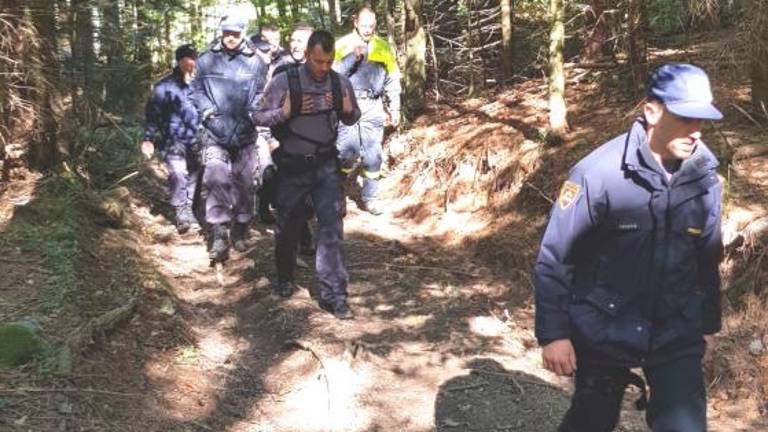 Iskalo ga je 45 ljudi