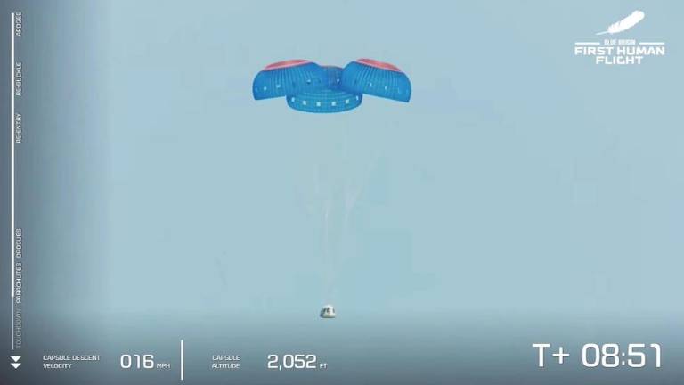 Jeff Bezos je poletel v vesolje