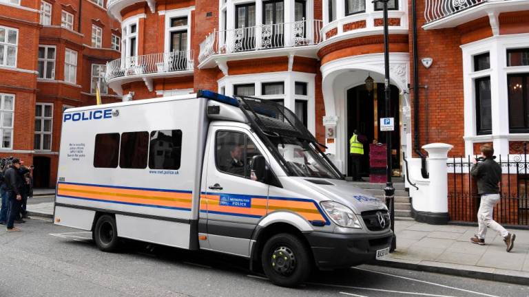 Britanska policija aretirala Julijana Assangea
