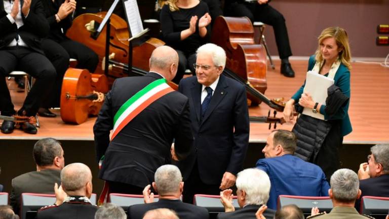 Hvalnica radovednosti in naključnim odkritjem