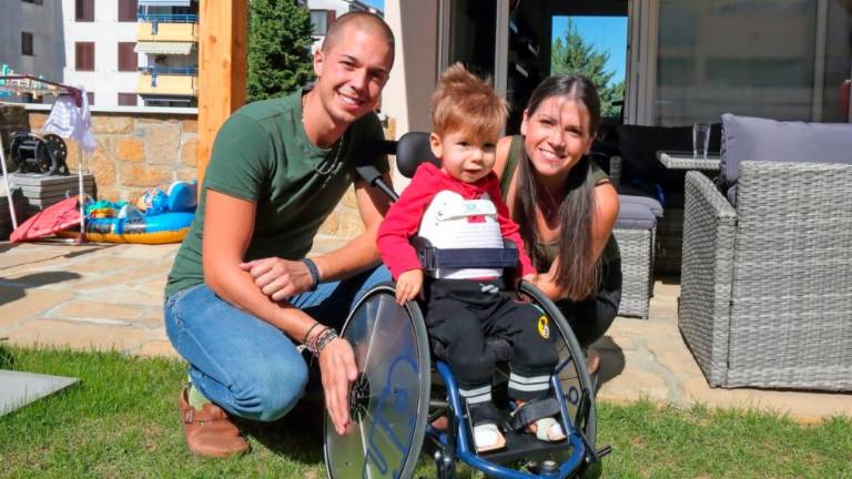 Mali Kris bo danes prejel zdravilo