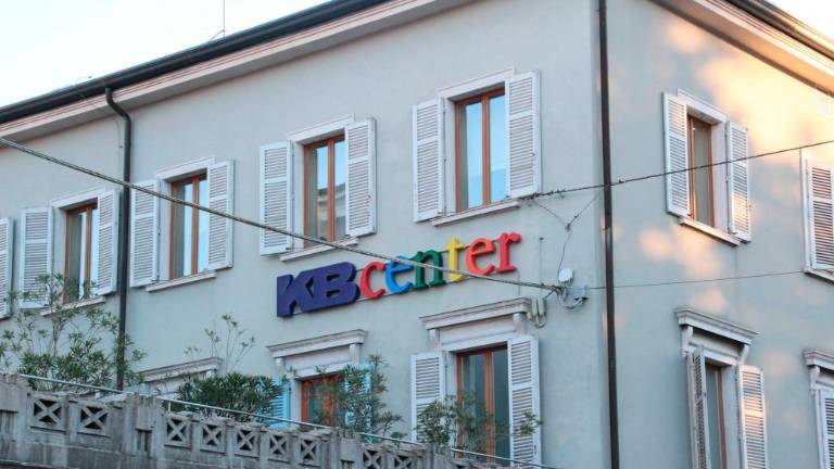 Delničarji KB 1909 med upanjem in zaskrbljenostjo