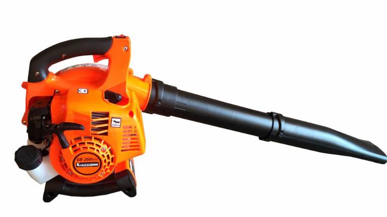 Pihalniki za listje škodljivi za okolje in zdravje