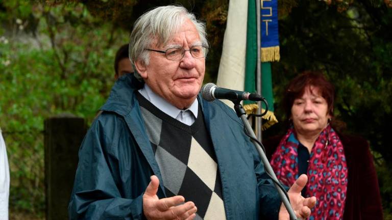 Primorci se razjočejo, Štajerci doživljajo po dolžnosti