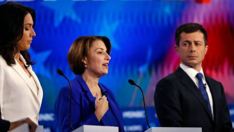 Klobucharjeva najboljša, a še vedno v ozadju