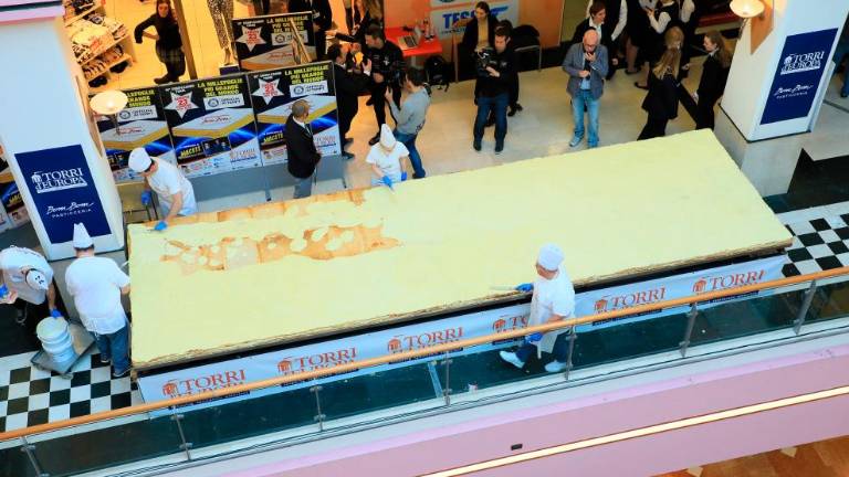 Največja kremšnita na svetu