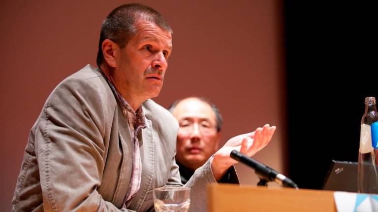 Rednih bralcev v Sloveniji trikrat manj kot na Norveškem