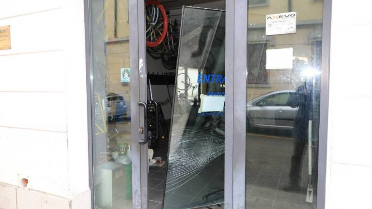 Prijeli so ga, potem ko je v isti noči vlomil v šest lokalov