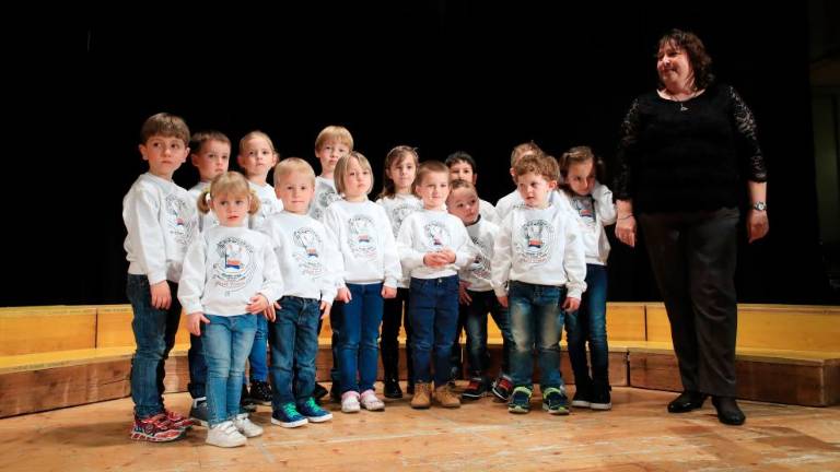 Na Tržaškem skoraj vsi otroci pojejo ...