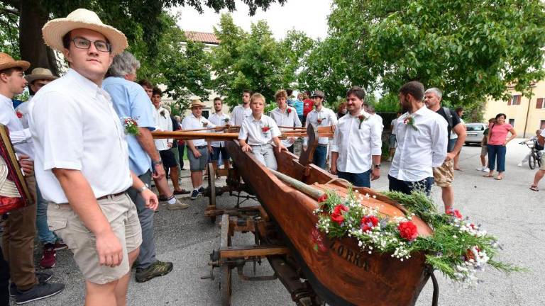 Obudili tradicijo prevoza čupe