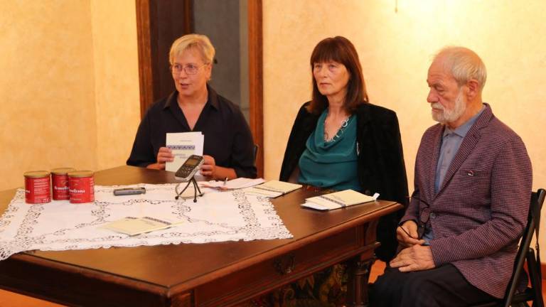 V pesniški zbirki Drobtinice življenja