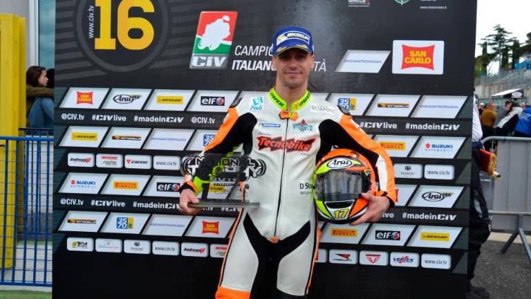 Mitja Emili na 360 stopinj