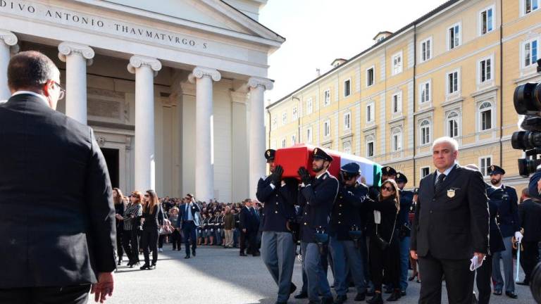 Pogreb ubitih policistov
