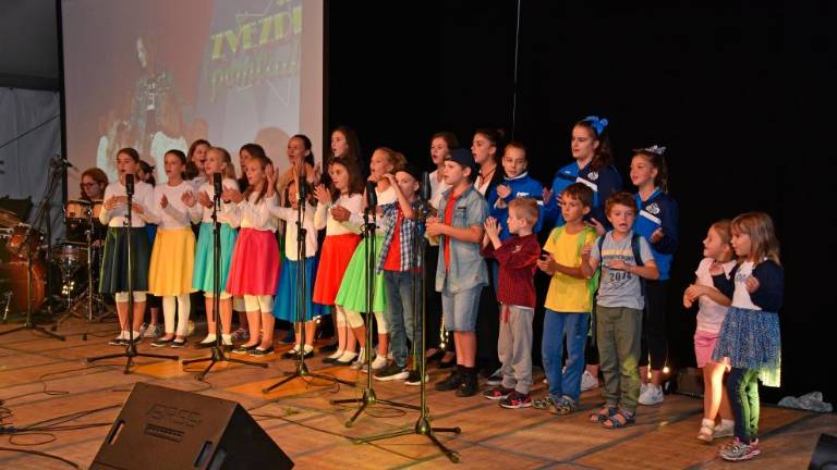 40-krat vse najboljše, Vesela Pomlad