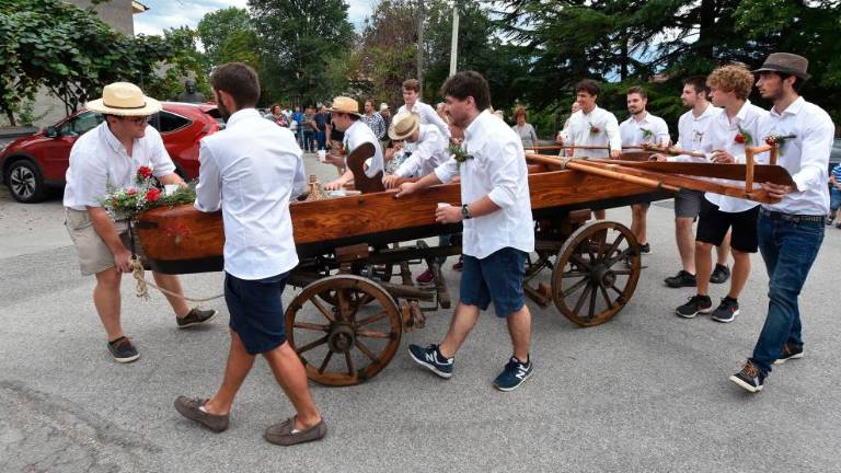Obudili tradicijo prevoza čupe