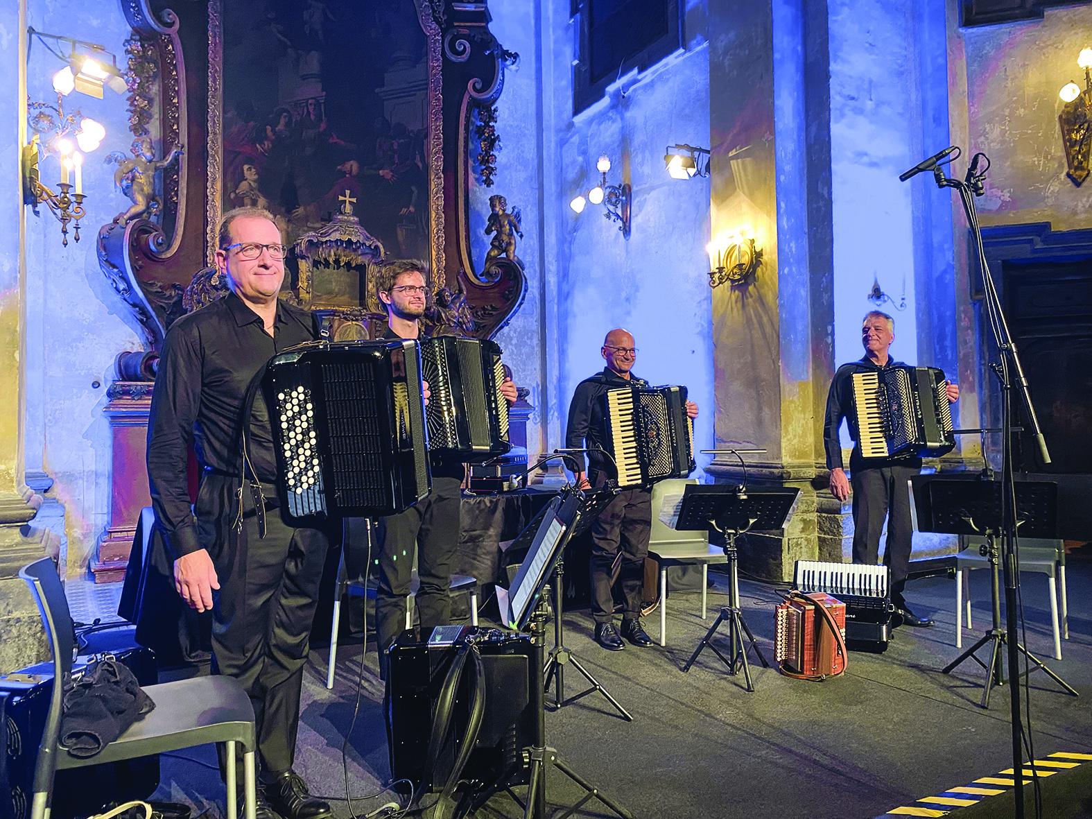 Kvartet 4 Bellows 4 Tales je nastopil na Ljubljana Festivalu