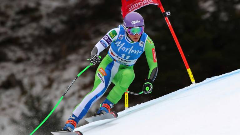 Video: Ilka Štuhec najboljša tudi v superveleslalomu